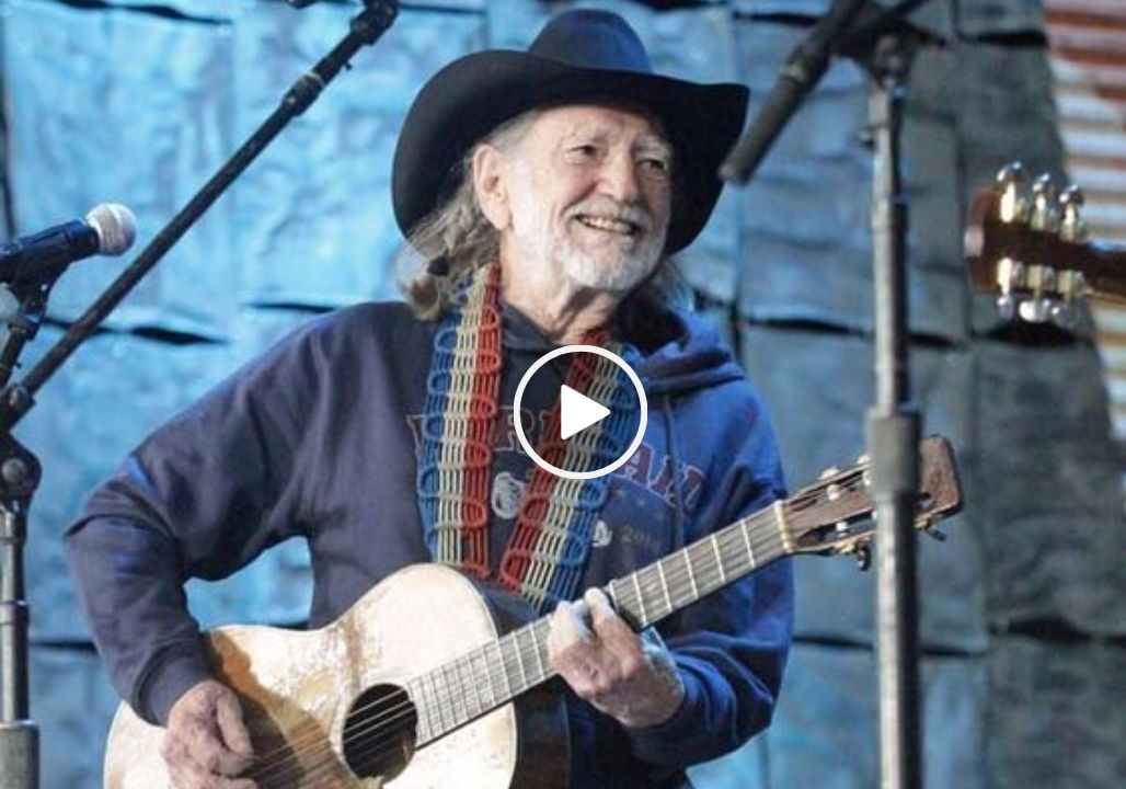 Willie Nelson  – Blue Eyes Crying In The Rain