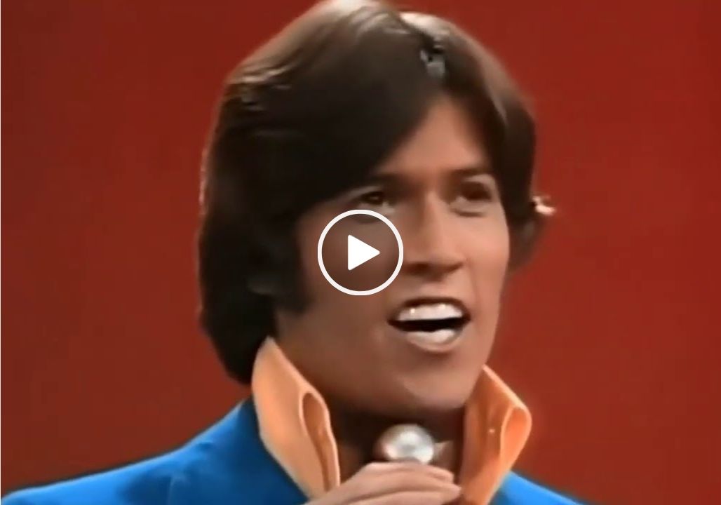 Bee Gees – “Words” on The Ed Sullivan Show