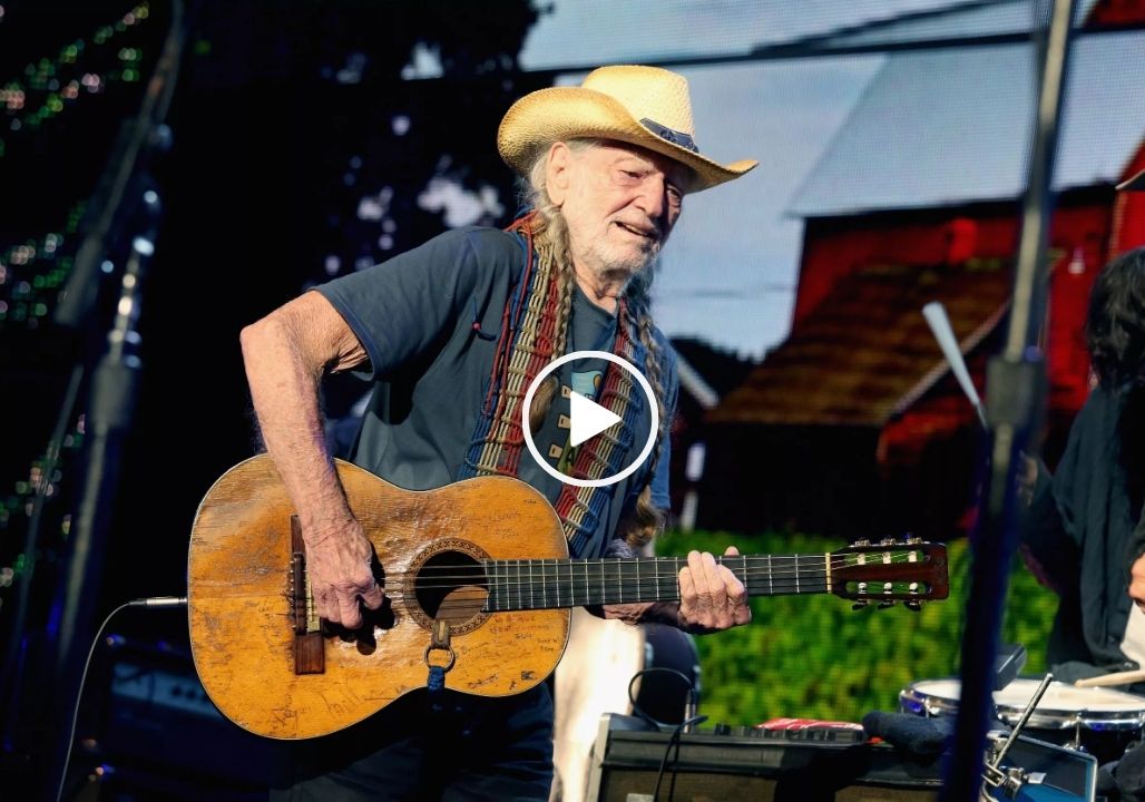 Willie Nelson – Seven Spanish Angels (Official Video)