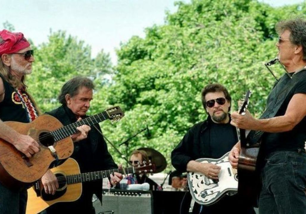 The Highwaymen Kris Kristofferson Blue Eyes Crying In the Rain. MD